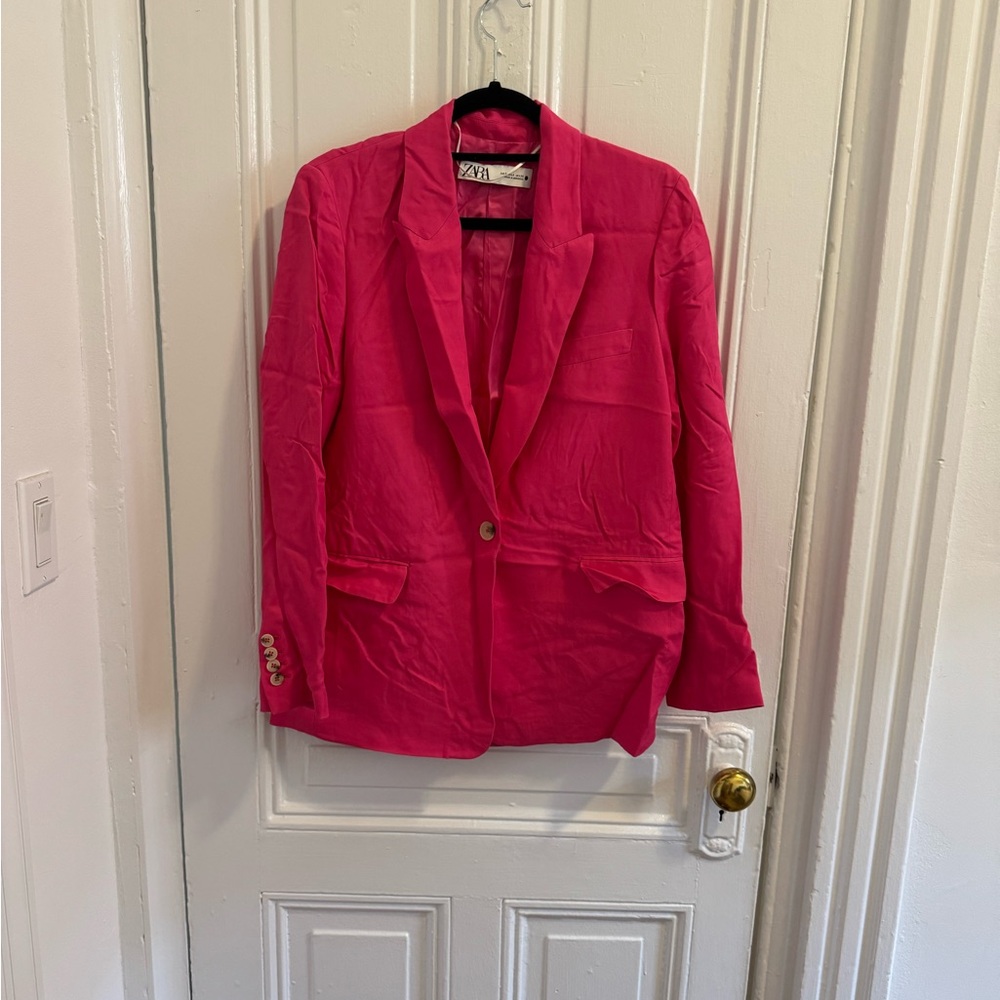 Zara Women's Vibrant Pink Suit Jacket